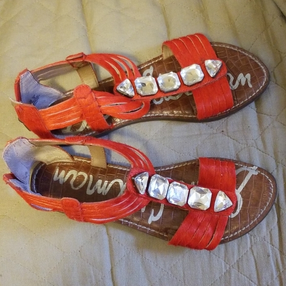 Shoes - Picture 2 of 2